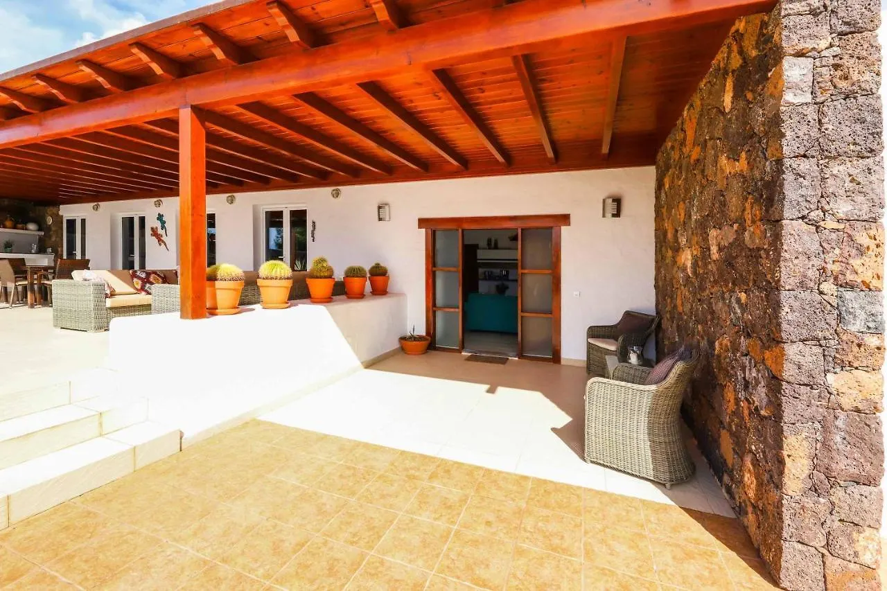 Villa Dos Piedras Puerto del Carmen  Spain
